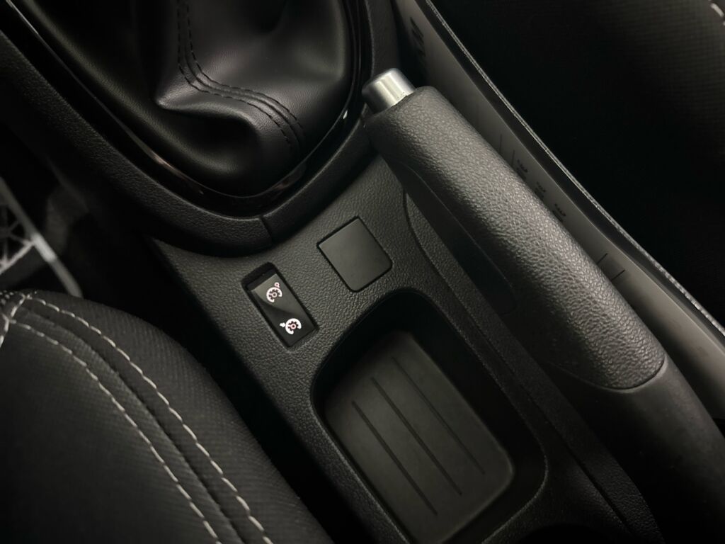 Renault Clio 2016 Harmaa