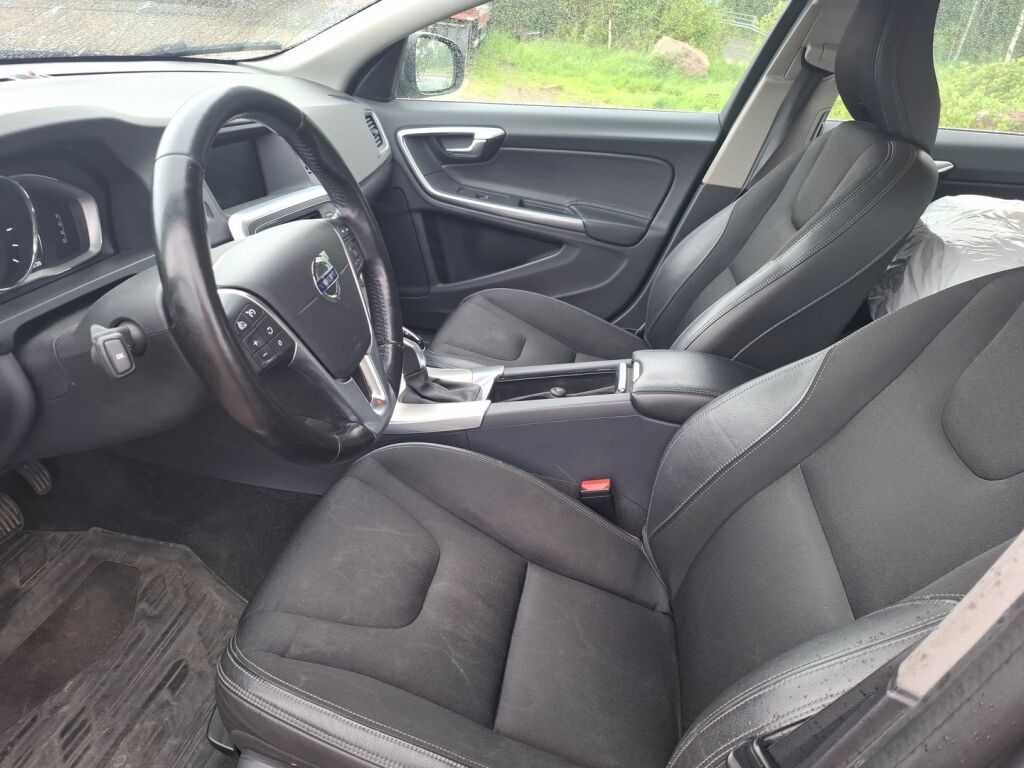 Volvo S60 2018 Harmaa