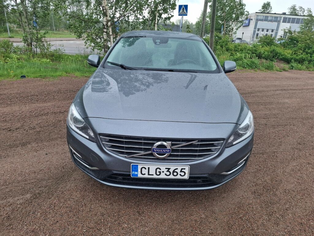 Volvo S60 2018 Harmaa