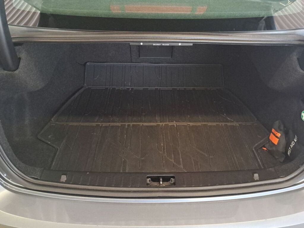 Volvo S60 2018 Harmaa