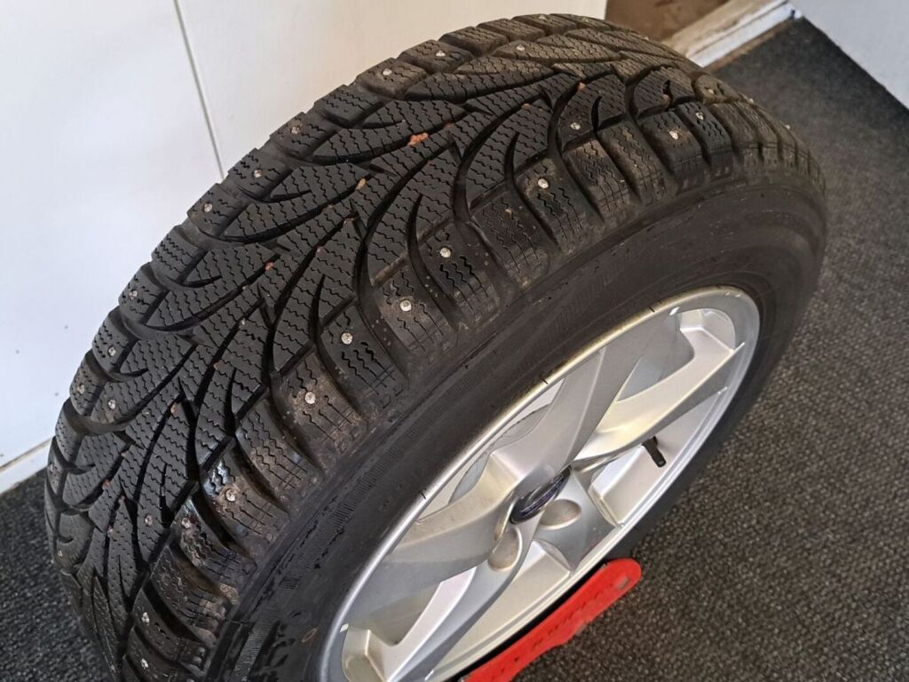Volvo S60 2018 Harmaa