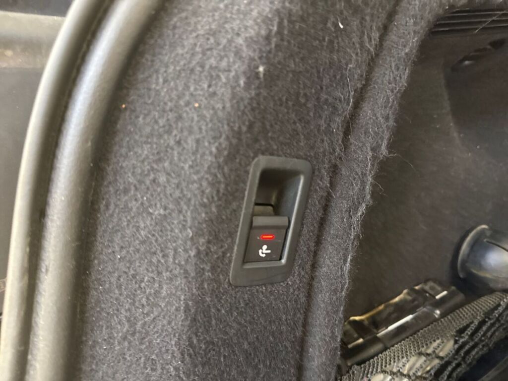 Audi A4 2016 Musta