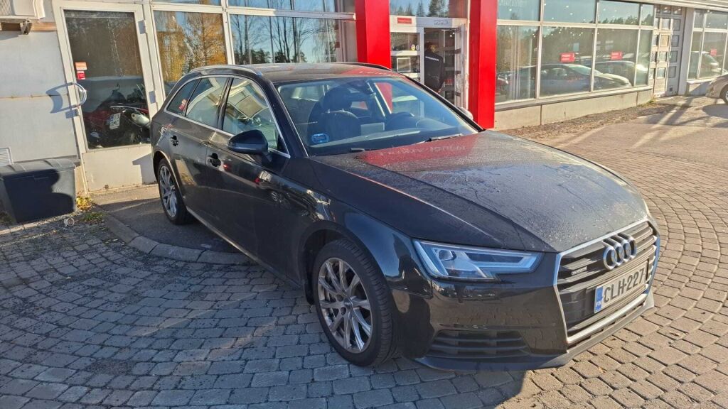 Audi A4 2016 Musta
