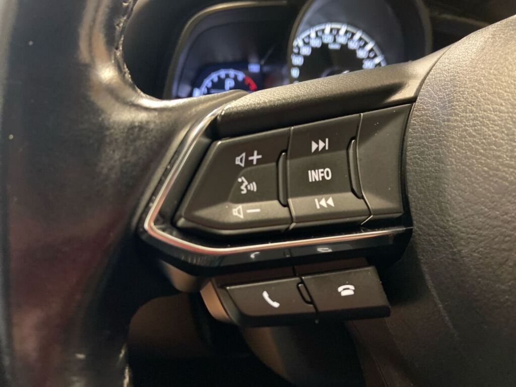 Mazda Mazda3 2018 Valkoinen