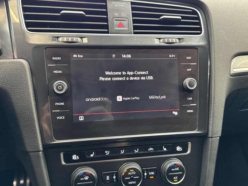 Volkswagen Golf 2018 Harmaa