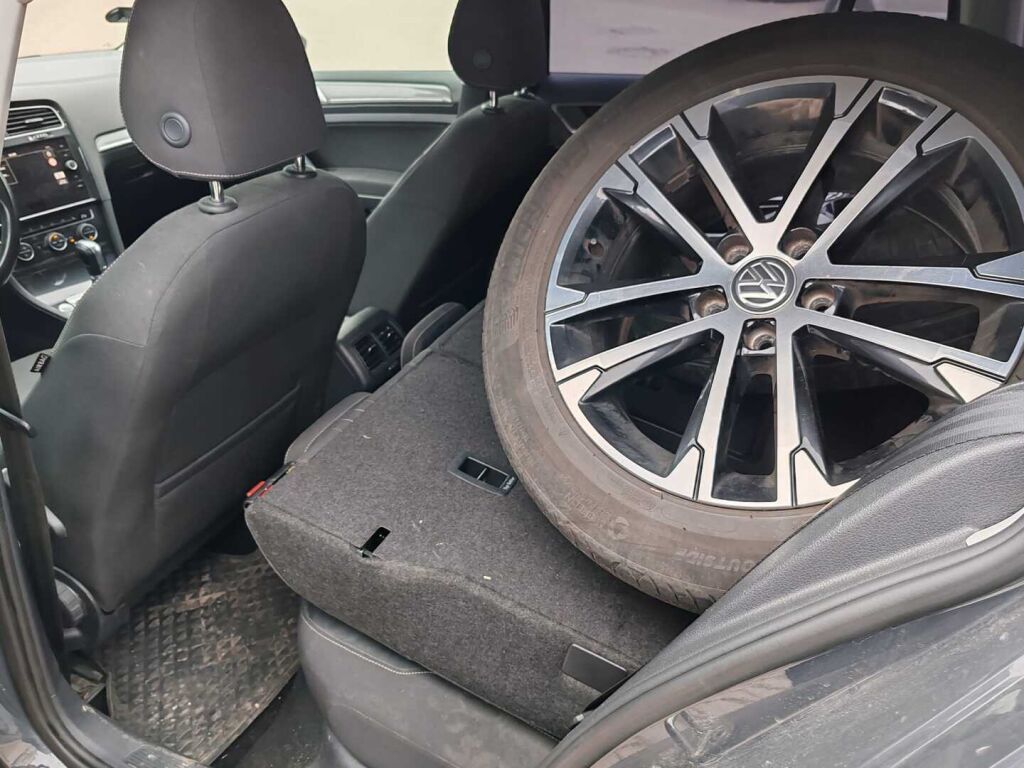 Volkswagen Golf 2018 Harmaa