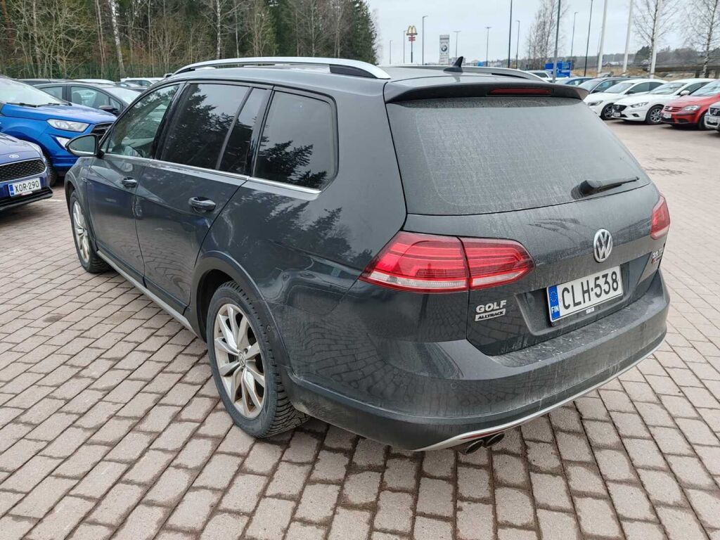 Volkswagen Golf 2018 Harmaa