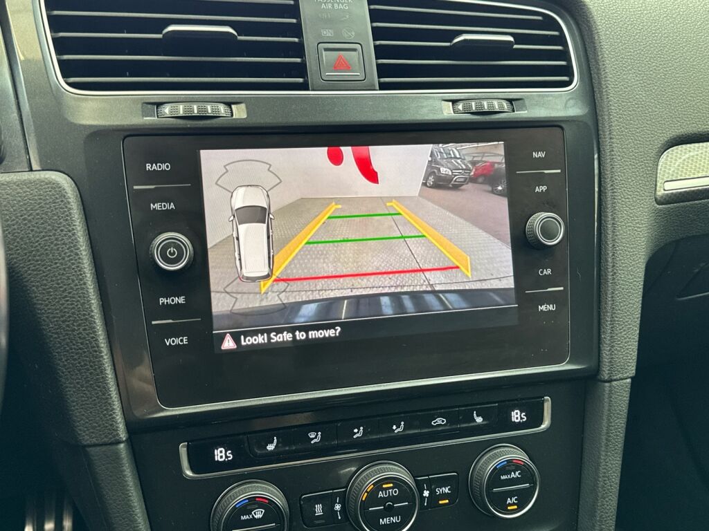 Volkswagen Golf 2018 Harmaa