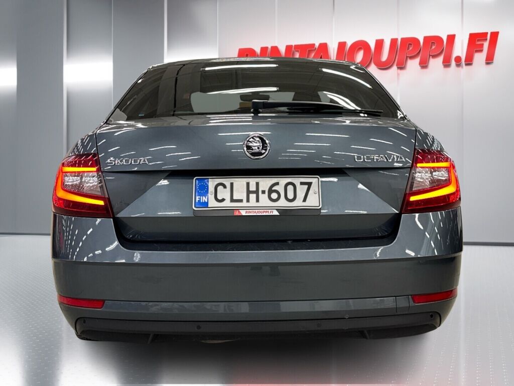 Skoda Octavia 2018 Harmaa