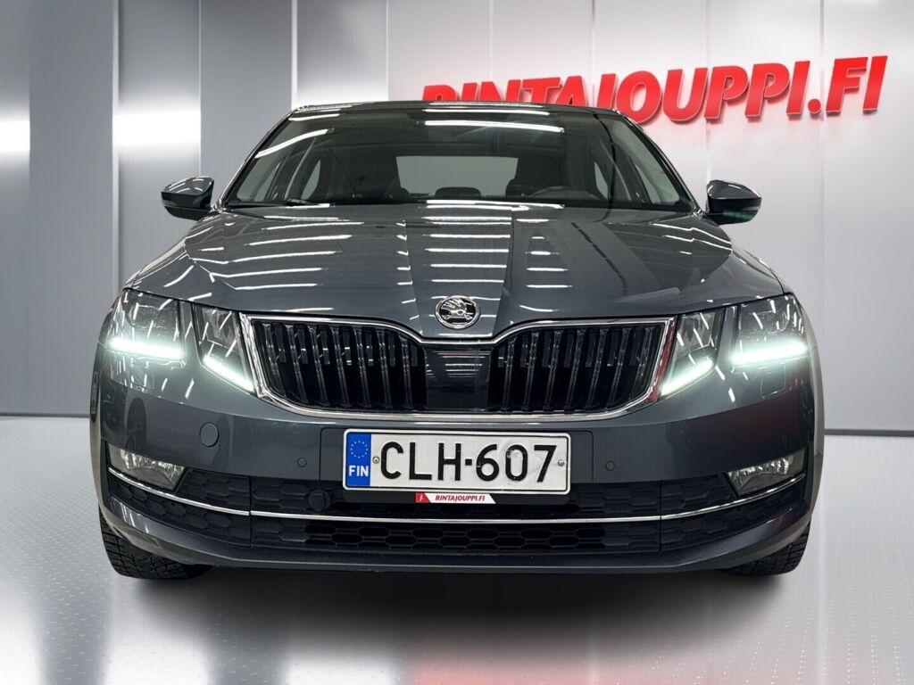 Skoda Octavia 2018 Harmaa