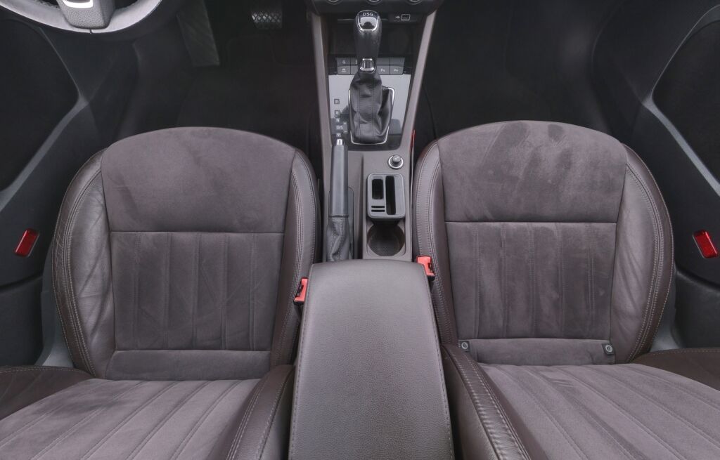 Skoda Octavia 2018 Valkoinen