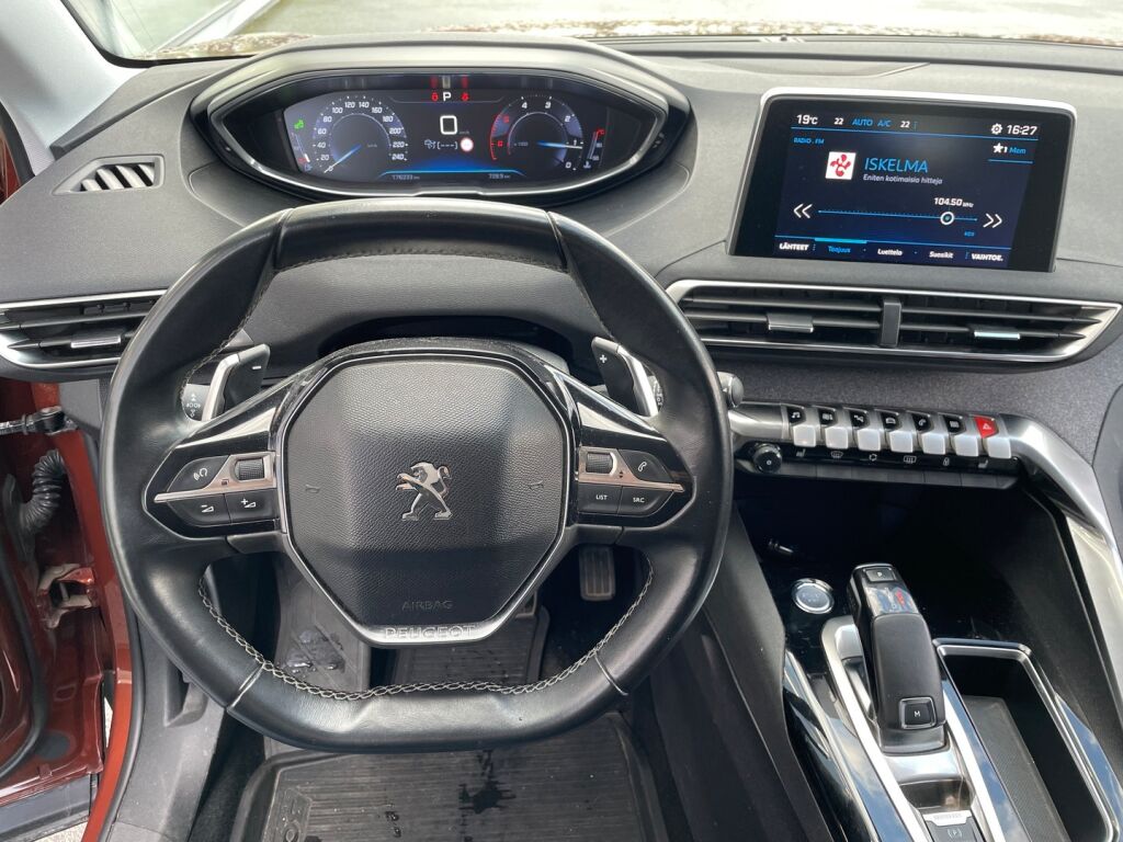 Peugeot 3008 2018 Ruskea (beige)