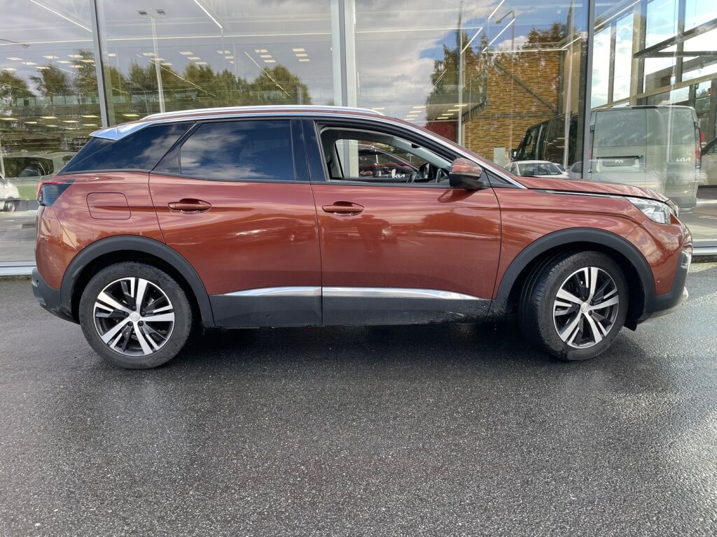 Peugeot 3008 2018 Ruskea (beige)