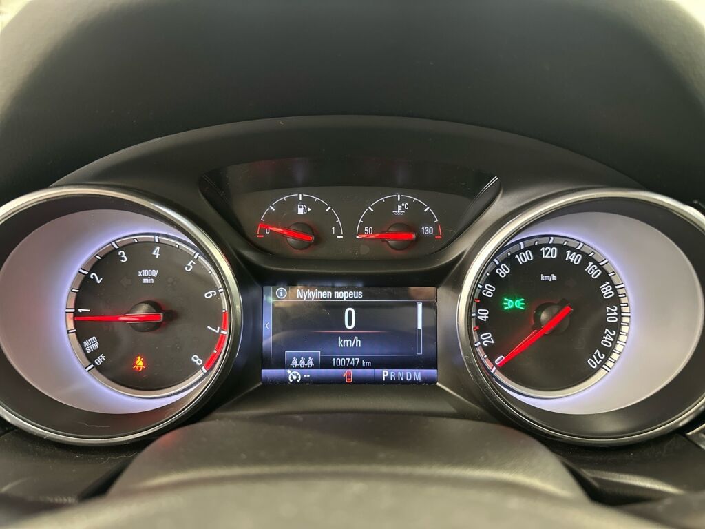 Opel Insignia 2018 Valkoinen