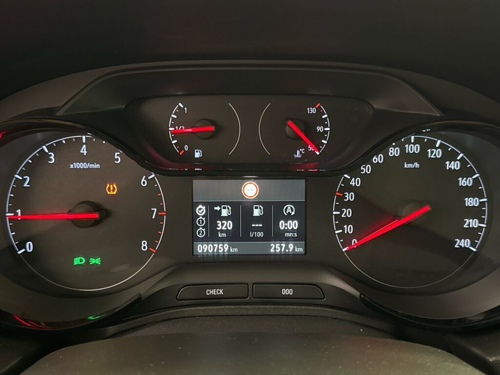 Opel Grandland X 2018 Valkoinen