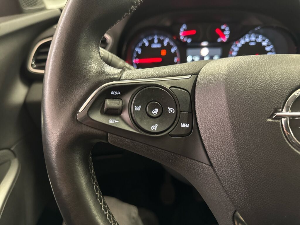 Opel Grandland X 2018 Valkoinen