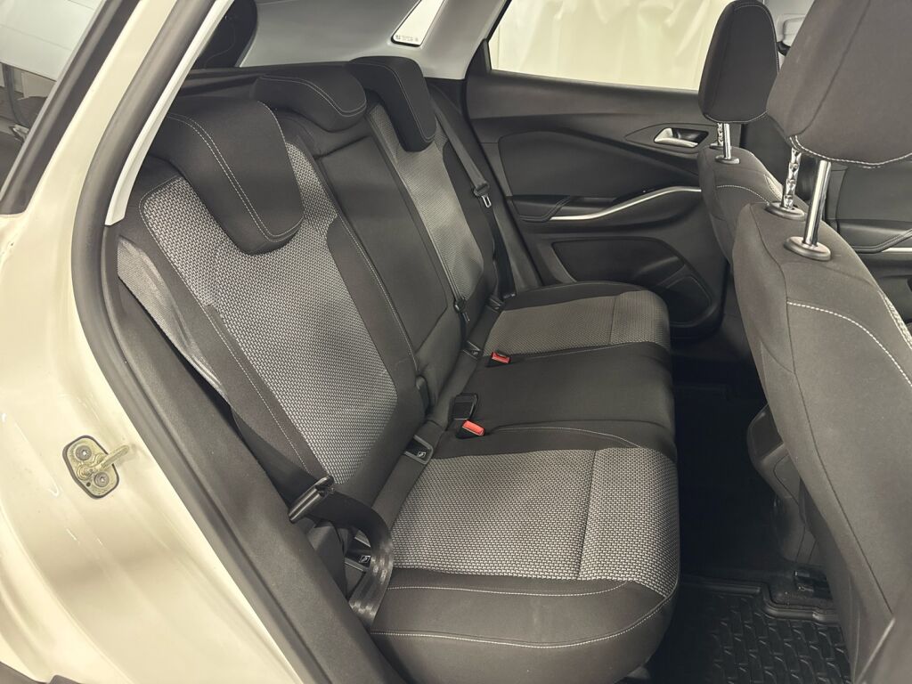 Opel Grandland X 2018 Valkoinen