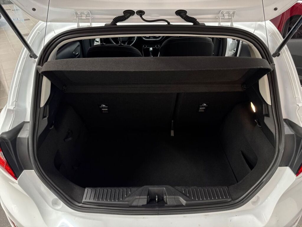 Ford Fiesta 2018 Valkoinen