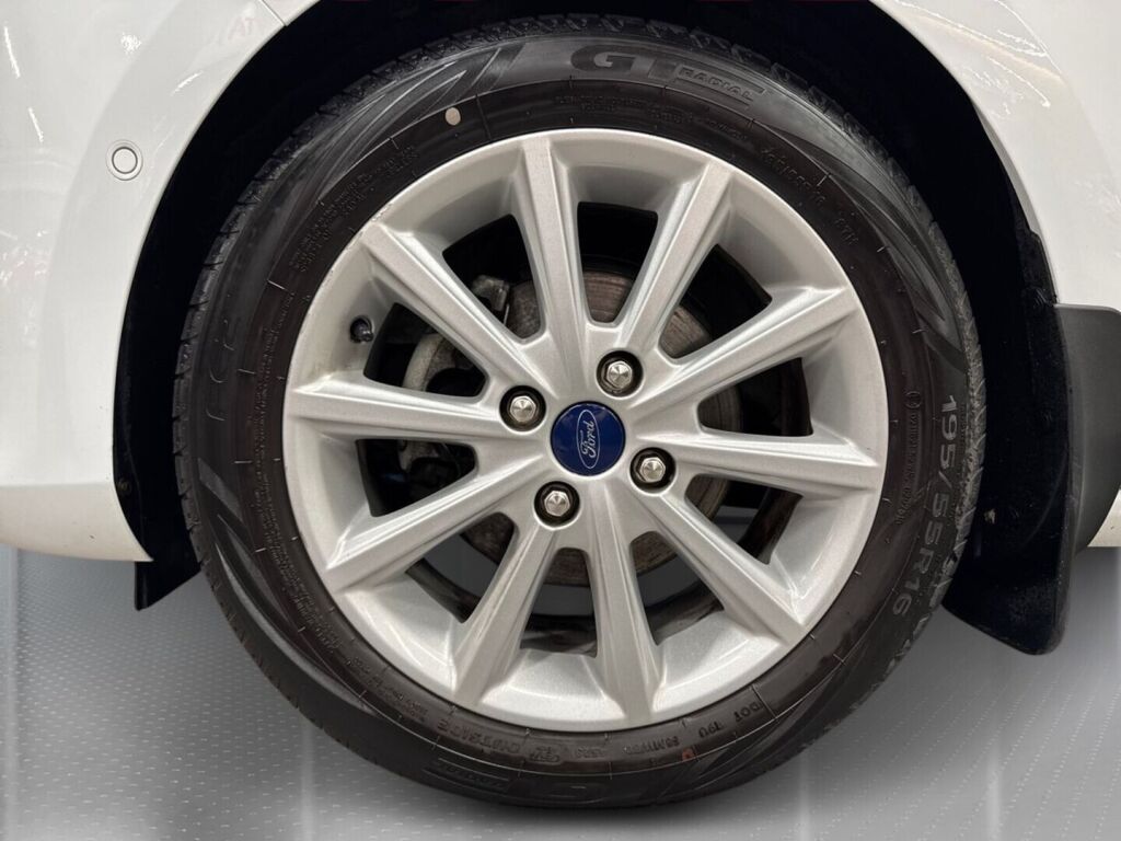 Ford Fiesta 2018 Valkoinen