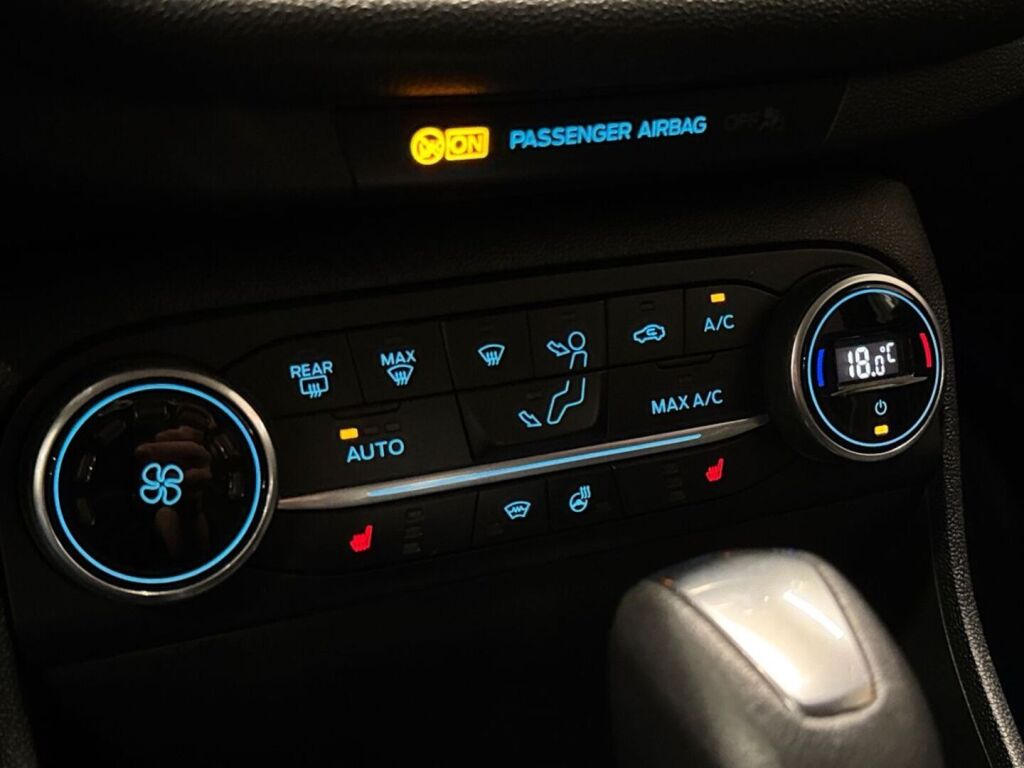 Ford Fiesta 2018 Valkoinen