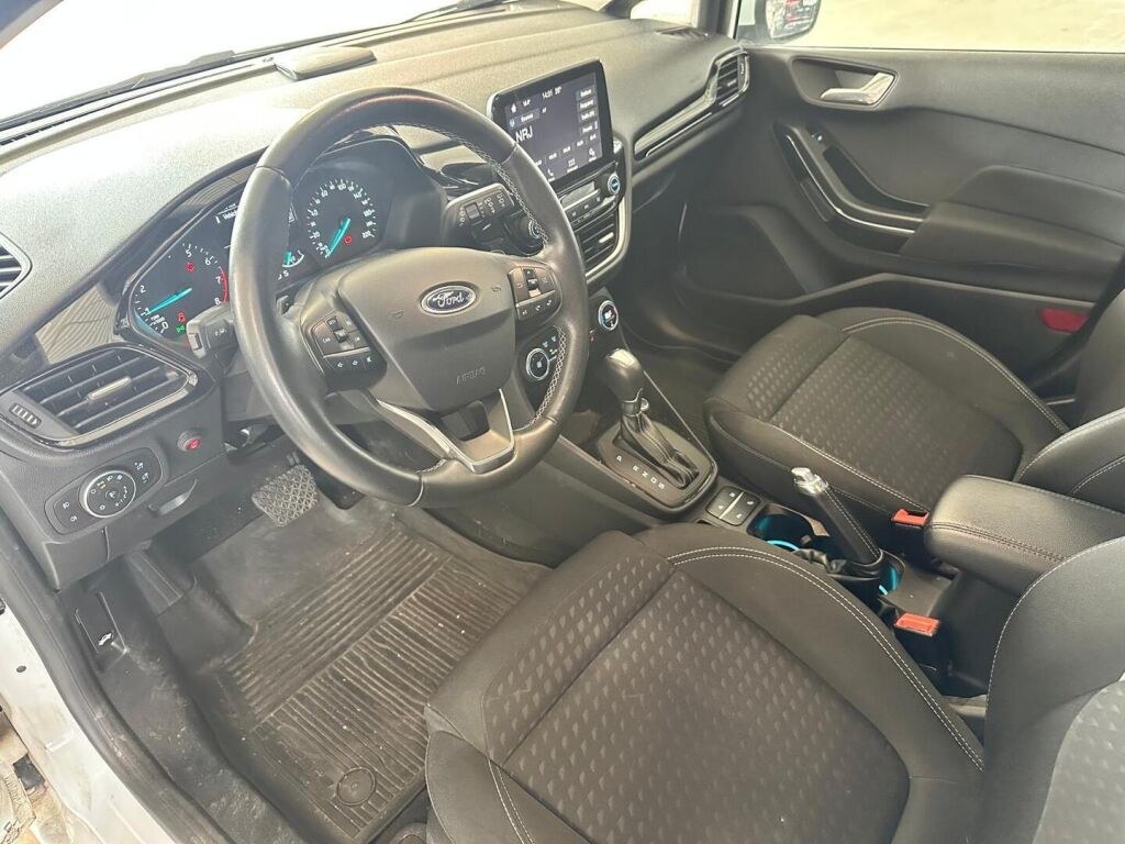 Ford Fiesta 2018 Valkoinen