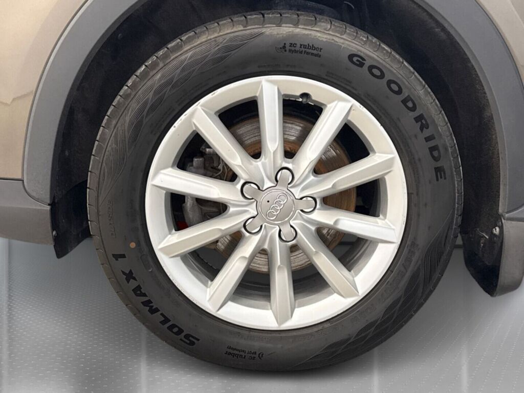 Audi Q3 2017 Ruskea (beige)
