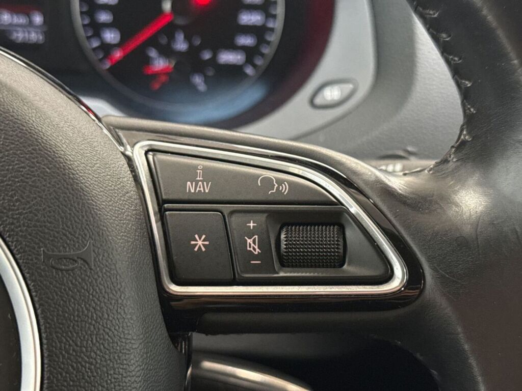 Audi Q3 2017 Ruskea (beige)