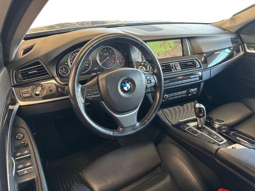 BMW 518 2017 Musta