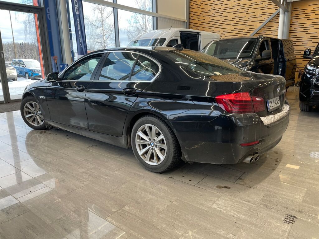BMW 518 2017 Musta