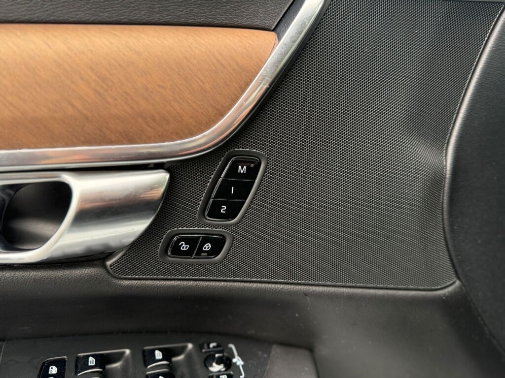 Volvo V90 2016 Valkoinen
