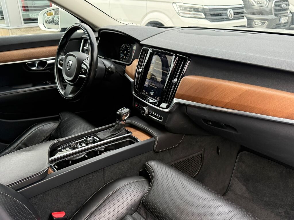 Volvo V90 2016 Valkoinen