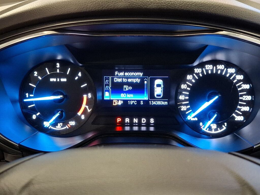 Ford Mondeo 2017 Musta