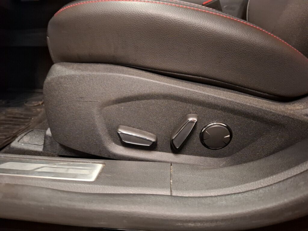 Ford Mondeo 2017 Musta