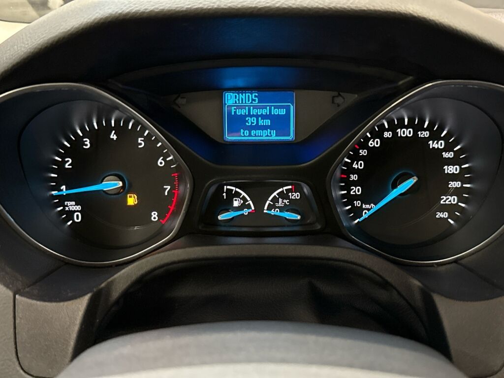 Ford Focus 2017 Valkoinen