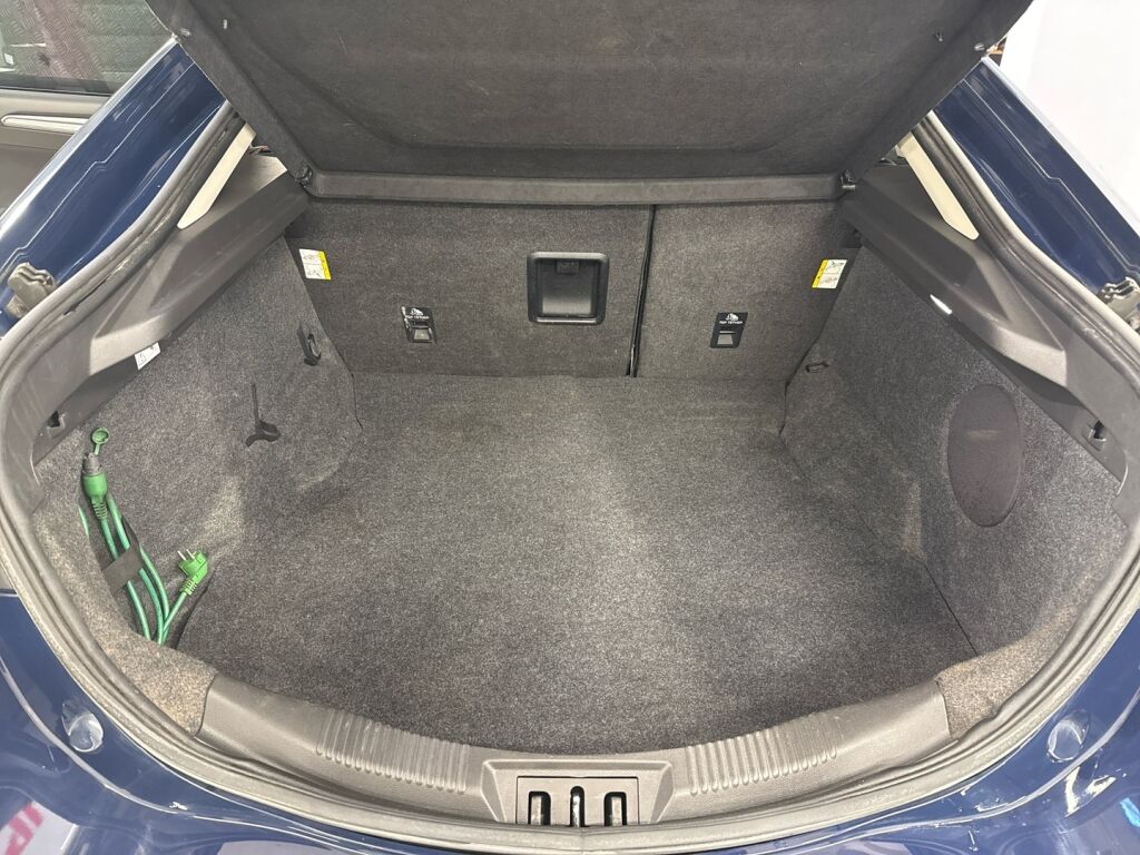 Ford Mondeo 2019 Sininen