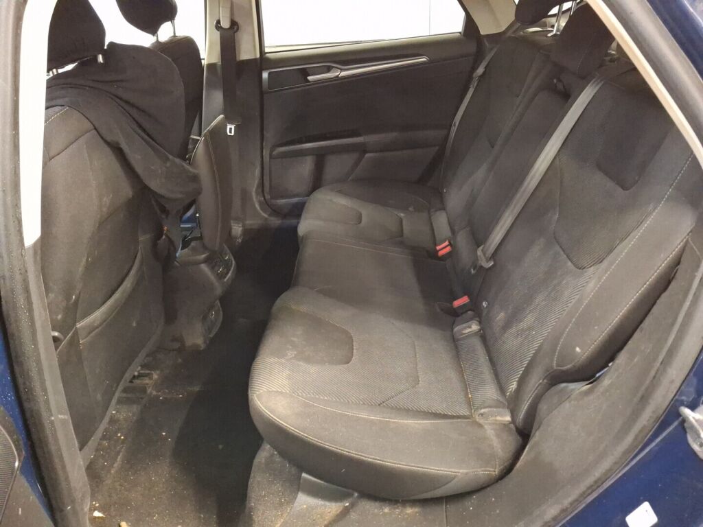 Ford Mondeo 2019 Sininen