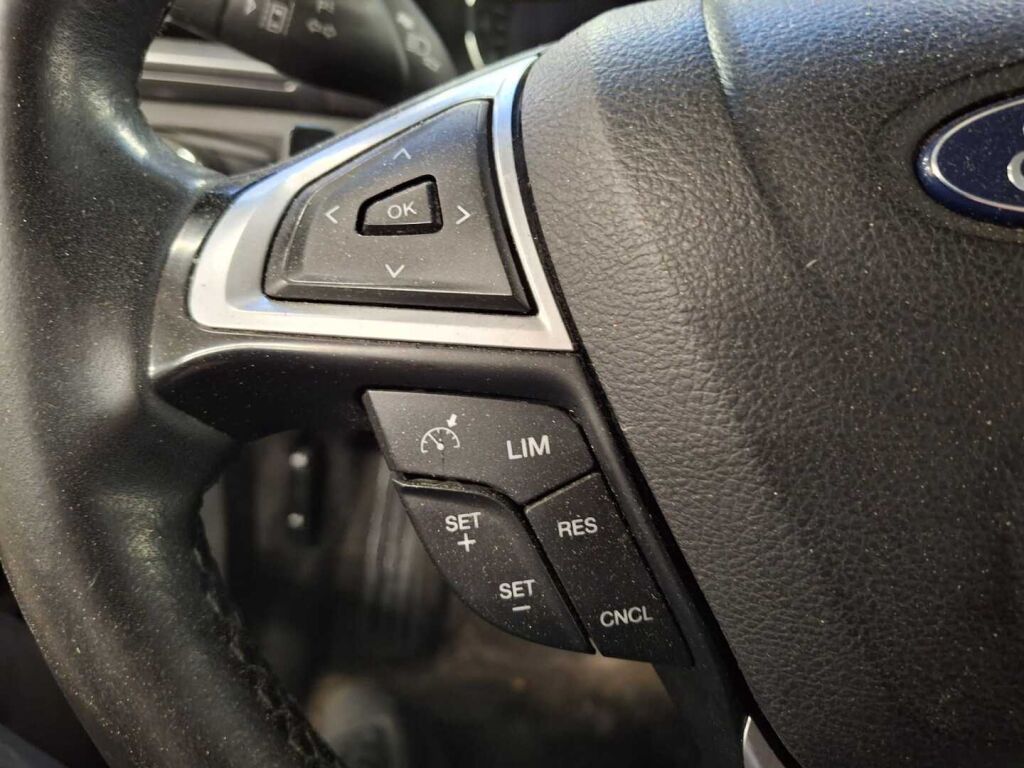 Ford Mondeo 2019 Sininen