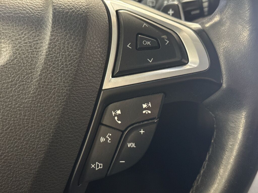 Ford Mondeo 2019 Sininen