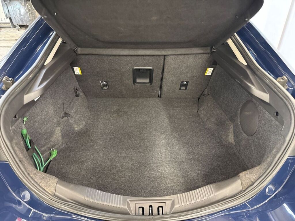 Ford Mondeo 2019 Sininen