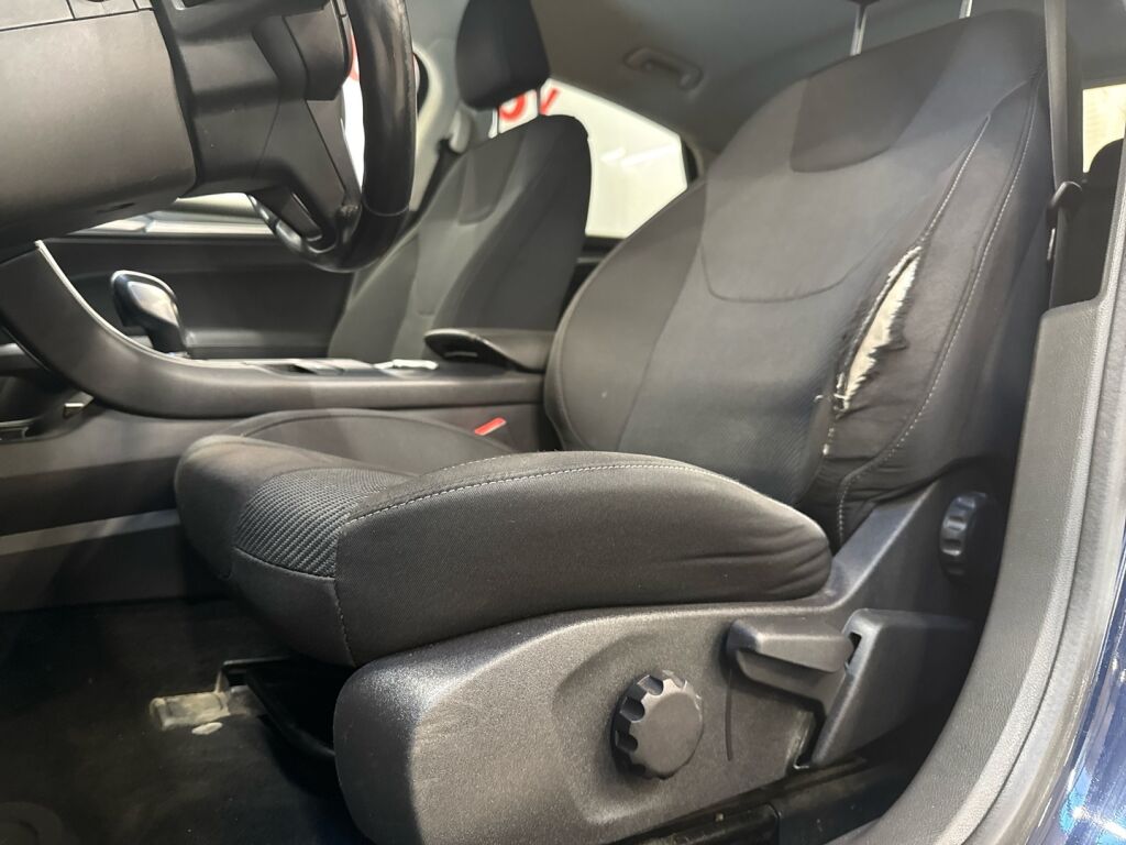 Ford Mondeo 2019 Sininen