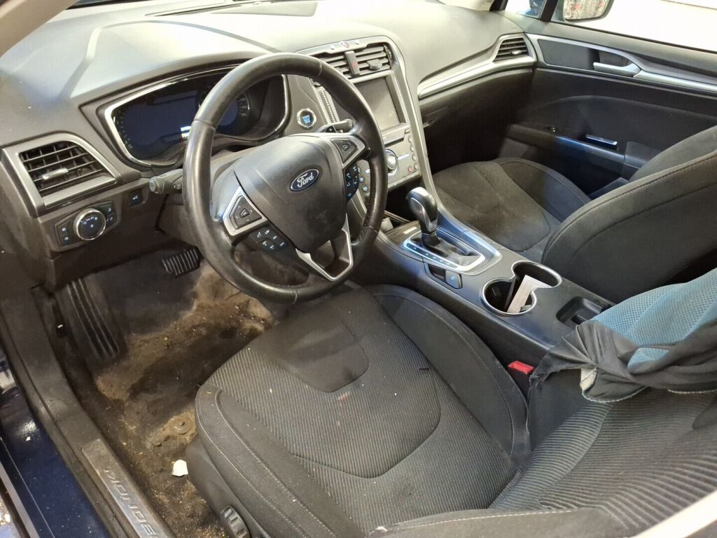 Ford Mondeo 2019 Sininen