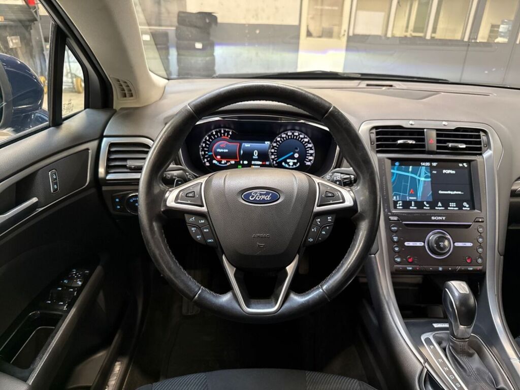Ford Mondeo 2019 Sininen