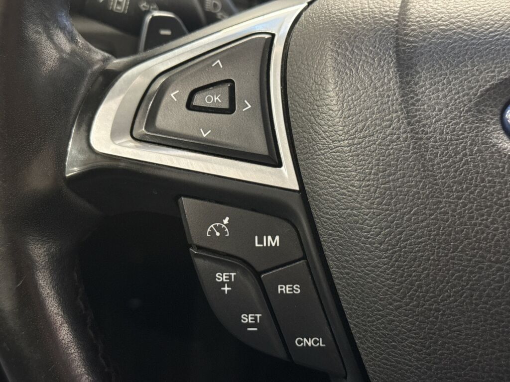 Ford Mondeo 2019 Sininen