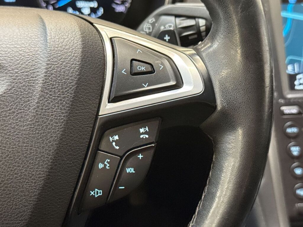 Ford Mondeo 2019 Sininen