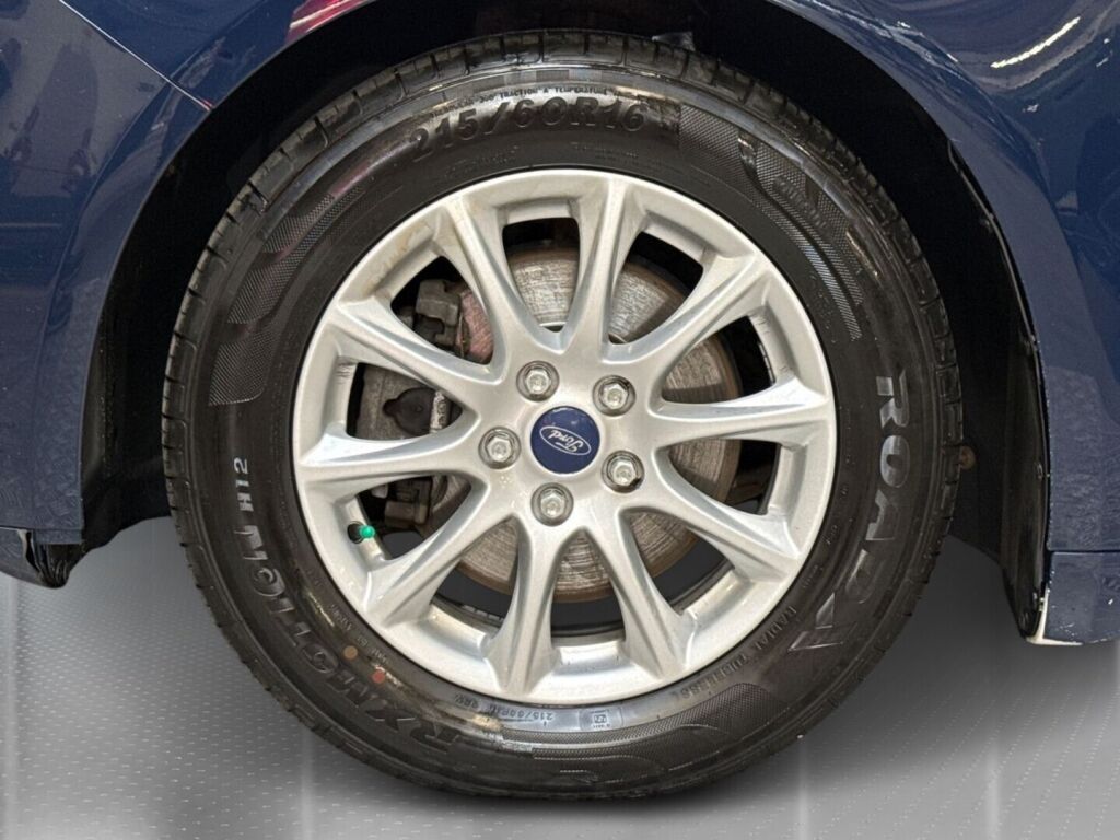 Ford Mondeo 2019 Sininen