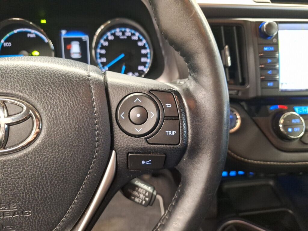 Toyota RAV4 2018 Sininen