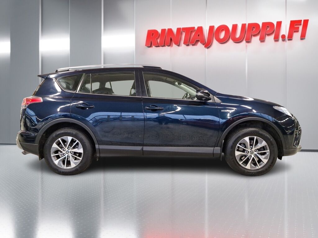 Toyota RAV4 2018 Sininen