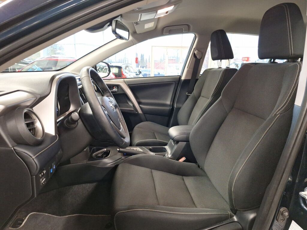 Toyota RAV4 2018 Sininen