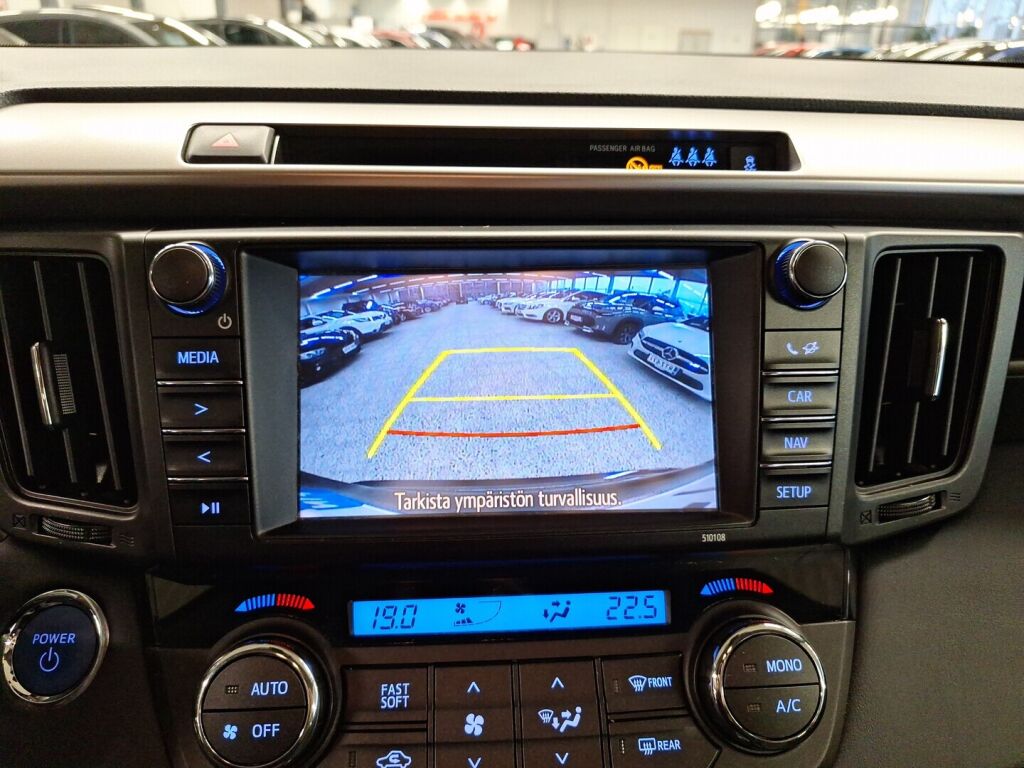 Toyota RAV4 2018 Sininen