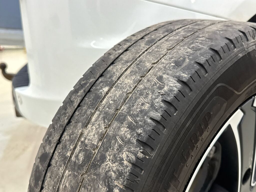 Ford Transit Custom 2018 Valkoinen